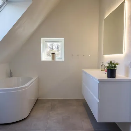Josefines Have 105 - New, Bright, And Delightful In The Heart Of